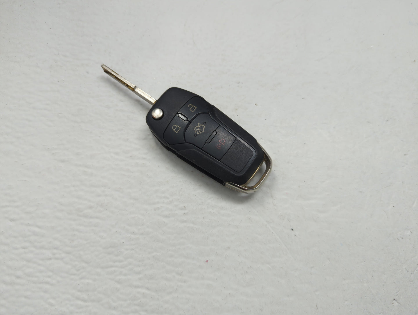 Ford Keyless Entry Remote Fob X32-FDHFG000 FDHFL-G000 4 buttons - Oemusedautoparts1.com