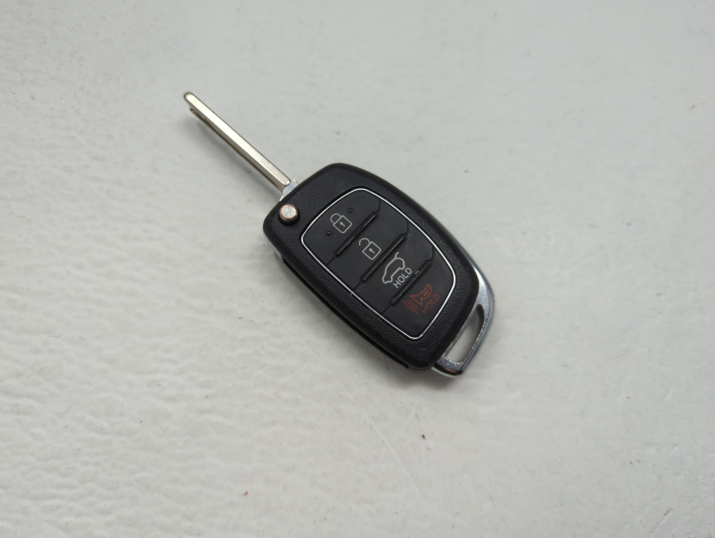 Hyundai Keyless Entry Remote Fob 2AOKM-HK2 RT-HK00 | RT-HK24B 4 buttons - Oemusedautoparts1.com