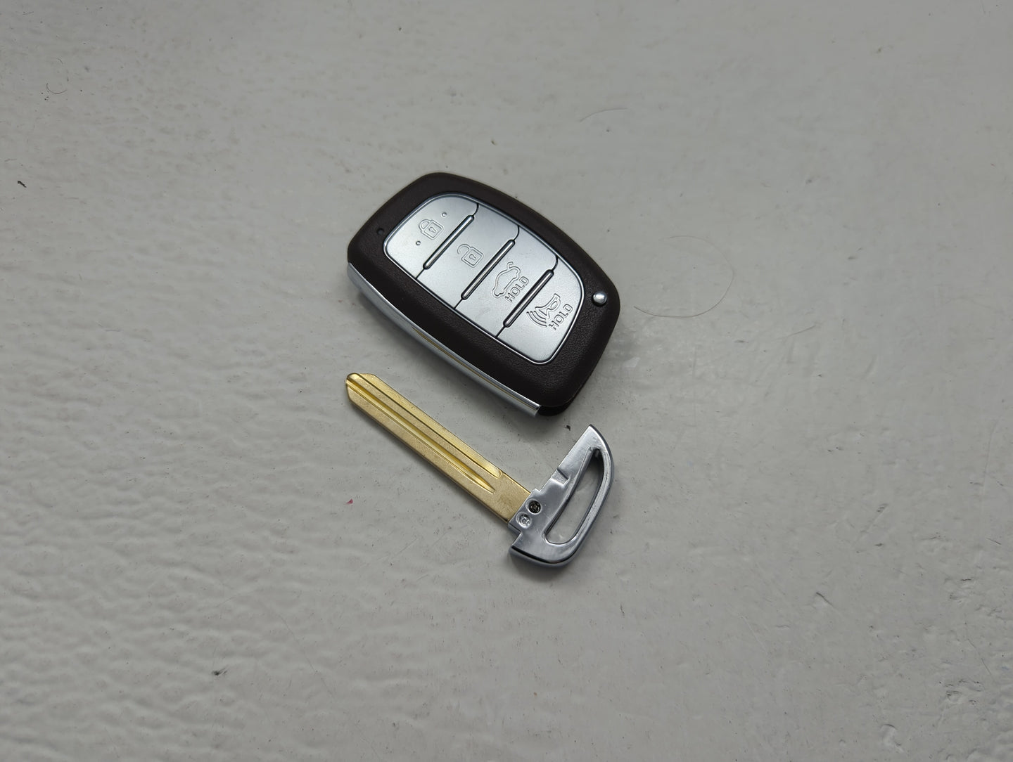 Hyundai Keyless Entry Remote Fob 2AOKM-HK13 RT-F3002 | RT-HK0120 4 buttons - Oemusedautoparts1.com