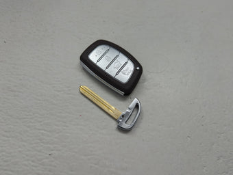 compare product Hyundai Keyless Entry Remote Fob 2AOKM-HK13 RT-F3002 | RT-HK0120 4 buttons