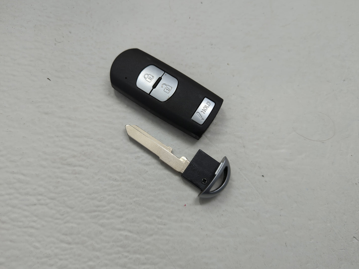 Mazda Keyless Entry Remote Fob WAZSKE13D01 3 buttons - Oemusedautoparts1.com