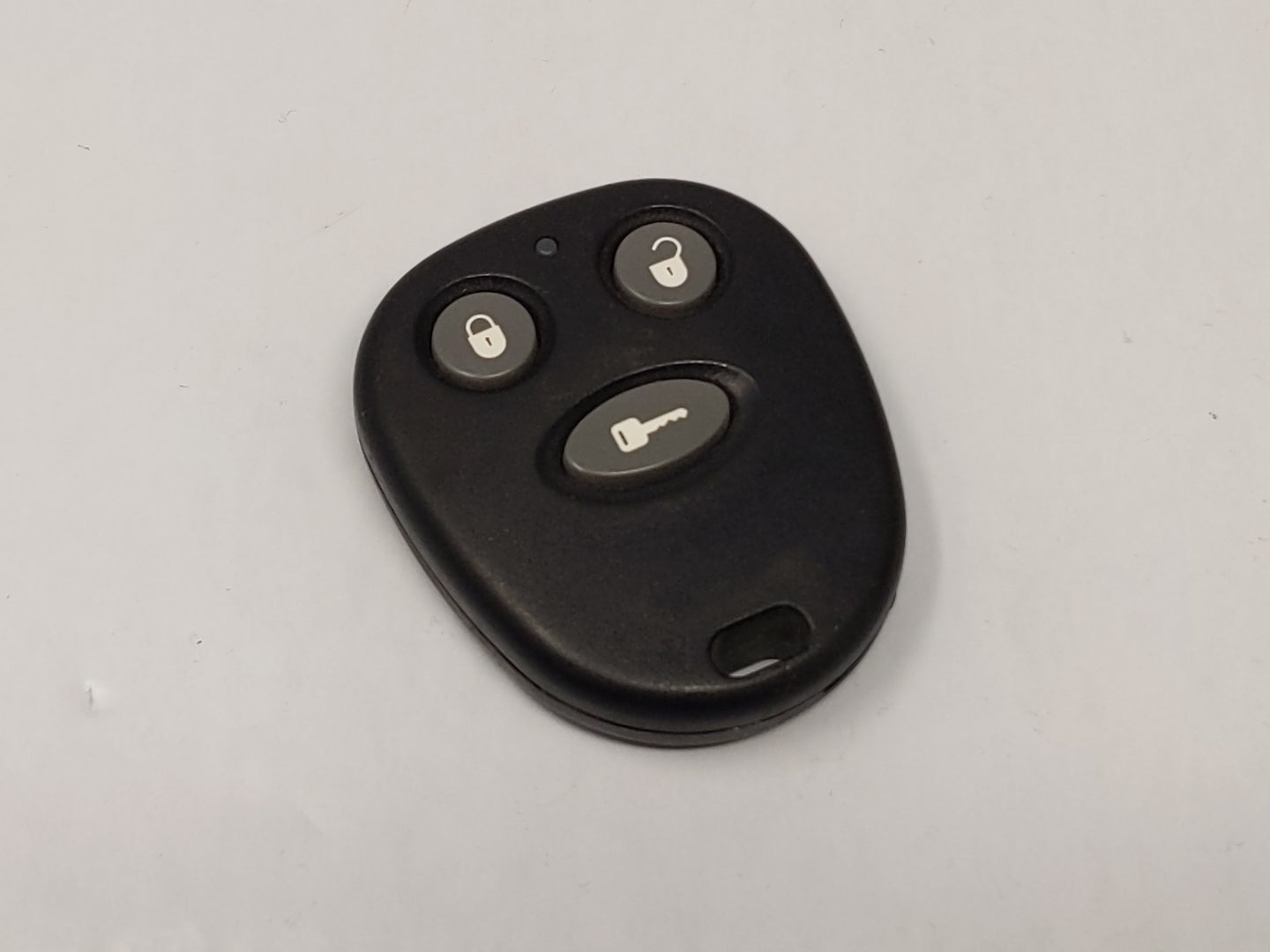 Prestige Keyless Entry Remote Fob ELVATCA 0E3B4S 3 buttons - Oemusedautoparts1.com