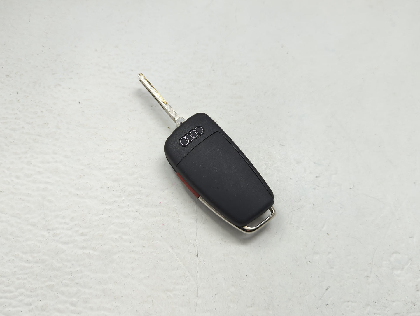 Audi Keyless Entry Remote Fob NBGFS12A71 81A 837 220 A | 81A837220A 4 buttons - Oemusedautoparts1.com