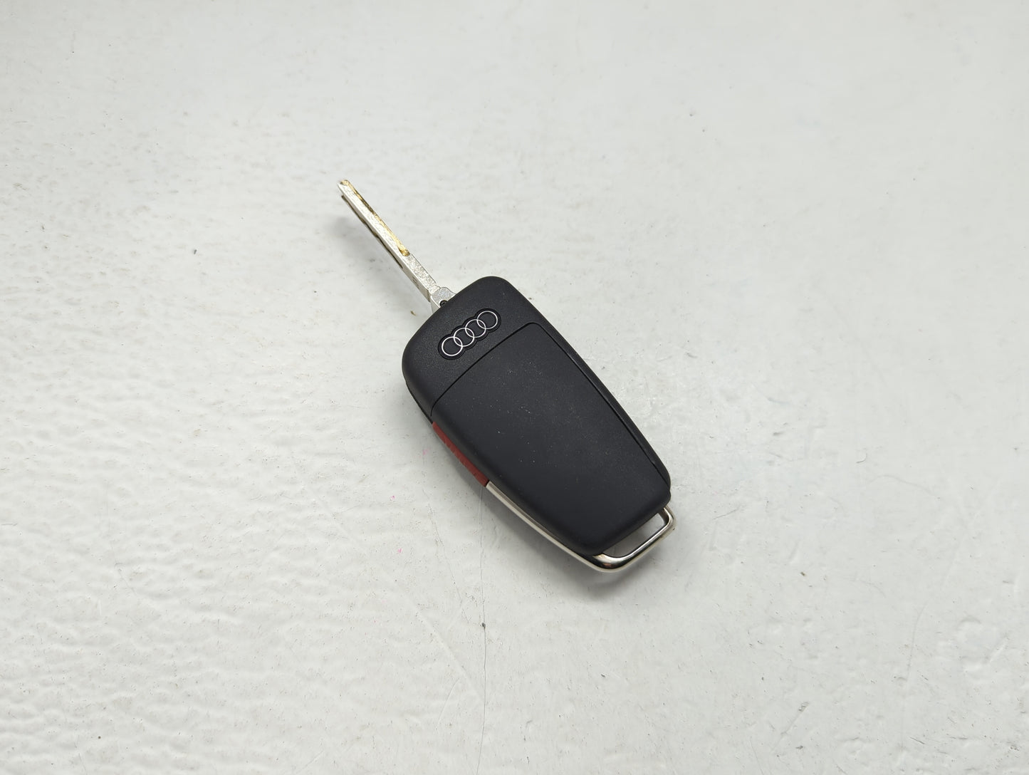 Audi Keyless Entry Remote Fob NBGFS12A71 81A 837 220 A | 81A837220A 4 buttons - Oemusedautoparts1.com