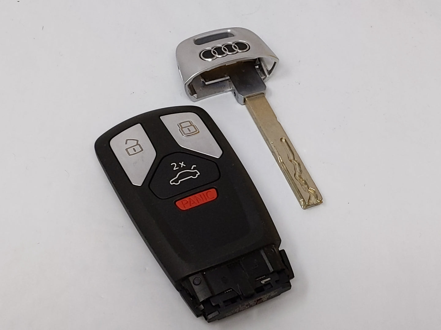 Audi Keyless Entry Remote Iyz-Ak01 4m0.959.754.Ba 4 Buttons Car - Oemusedautoparts1.com