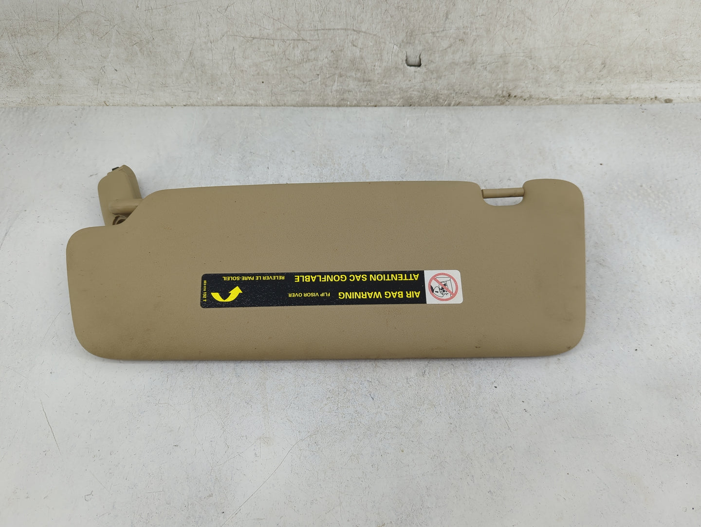 2002-2008 Audi A4 Quattro Sun Visor Shade Replacement Driver Left Mirror Fits Fits 2002 2003 2004 2005 2006 2007 2008 OEM Us