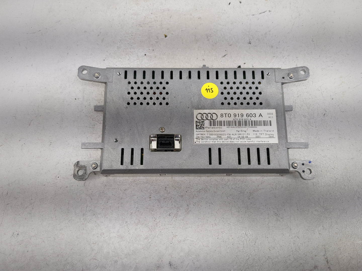 2009-2012 Audi A4 Quattro Information Display Screen - Oemusedautoparts1.com