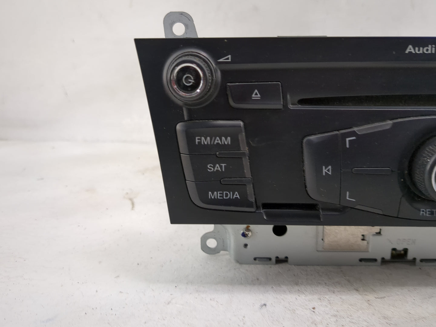 2009 Audi A4 Quattro Radio AM FM Cd Player Receiver Replacement Fits OEM Used Auto Parts - Oemusedautoparts1.com