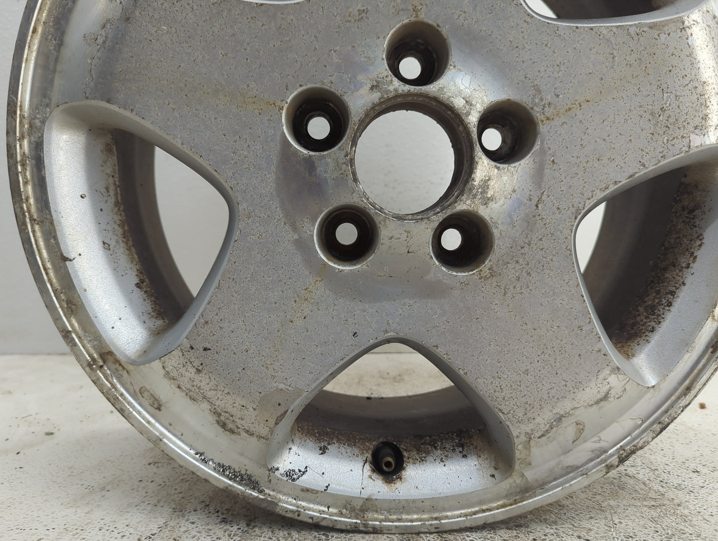1995-2004 Audi A6 Oem Wheel Rim - Oemusedautoparts1.com