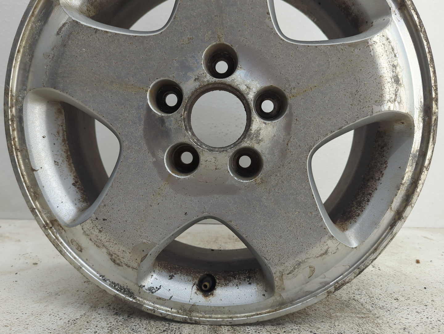 1995-2004 Audi A6 Oem Wheel Rim - Oemusedautoparts1.com
