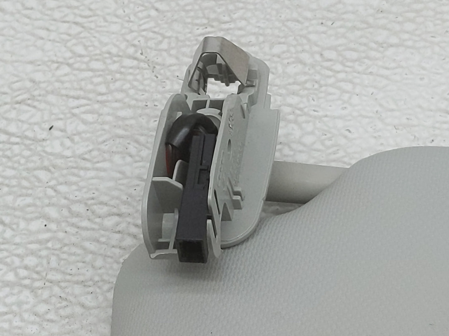 2013-2014 Audi Q5 Sun Visor Shade Replacement Passenger Right Mirror Fits Fits 2013 2014 2015 2016 OEM Used Auto Parts - Oem