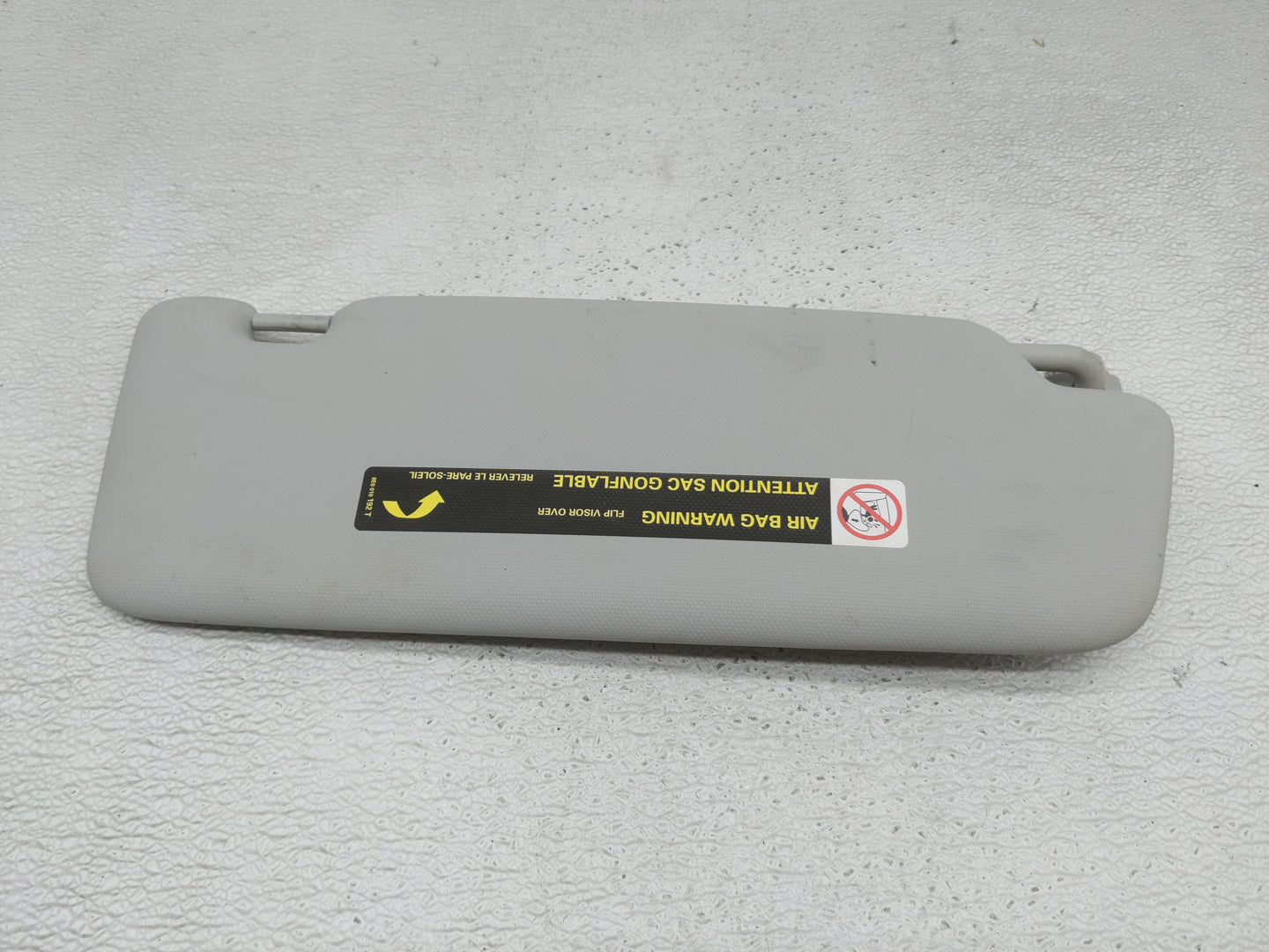 2013-2014 Audi Q5 Sun Visor Shade Replacement Passenger Right Mirror Fits Fits 2013 2014 2015 2016 OEM Used Auto Parts - Oem