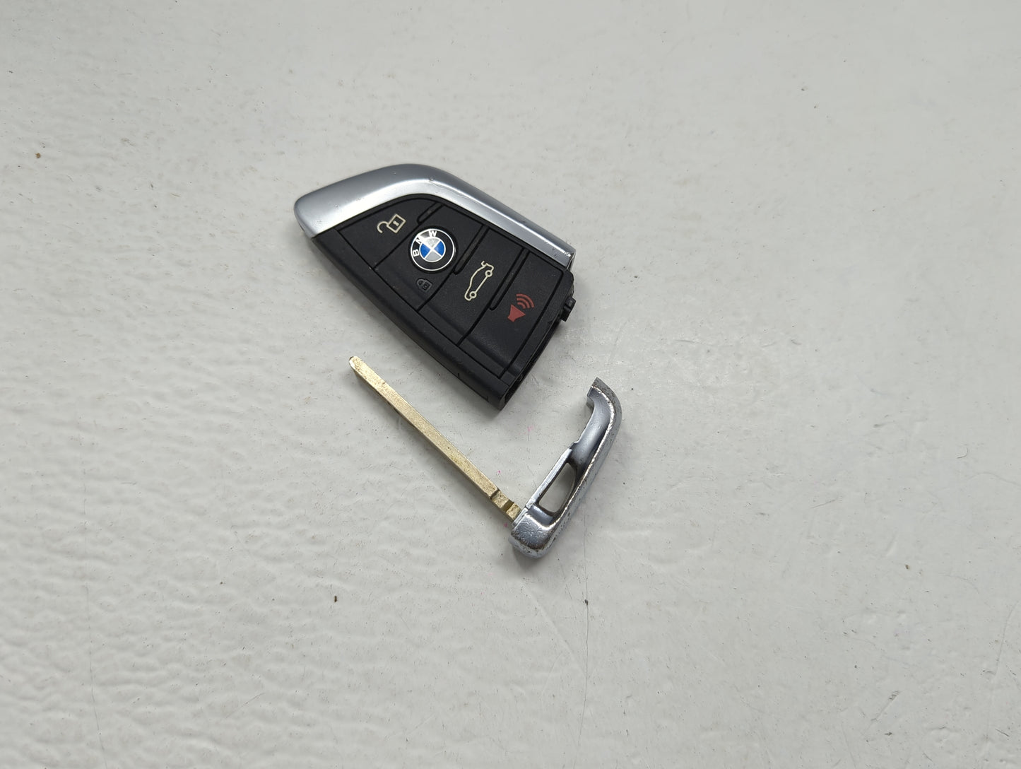 Bmw Keyless Entry Remote Fob NBGIDGNG1 5A407A6-01 4 buttons - Oemusedautoparts1.com