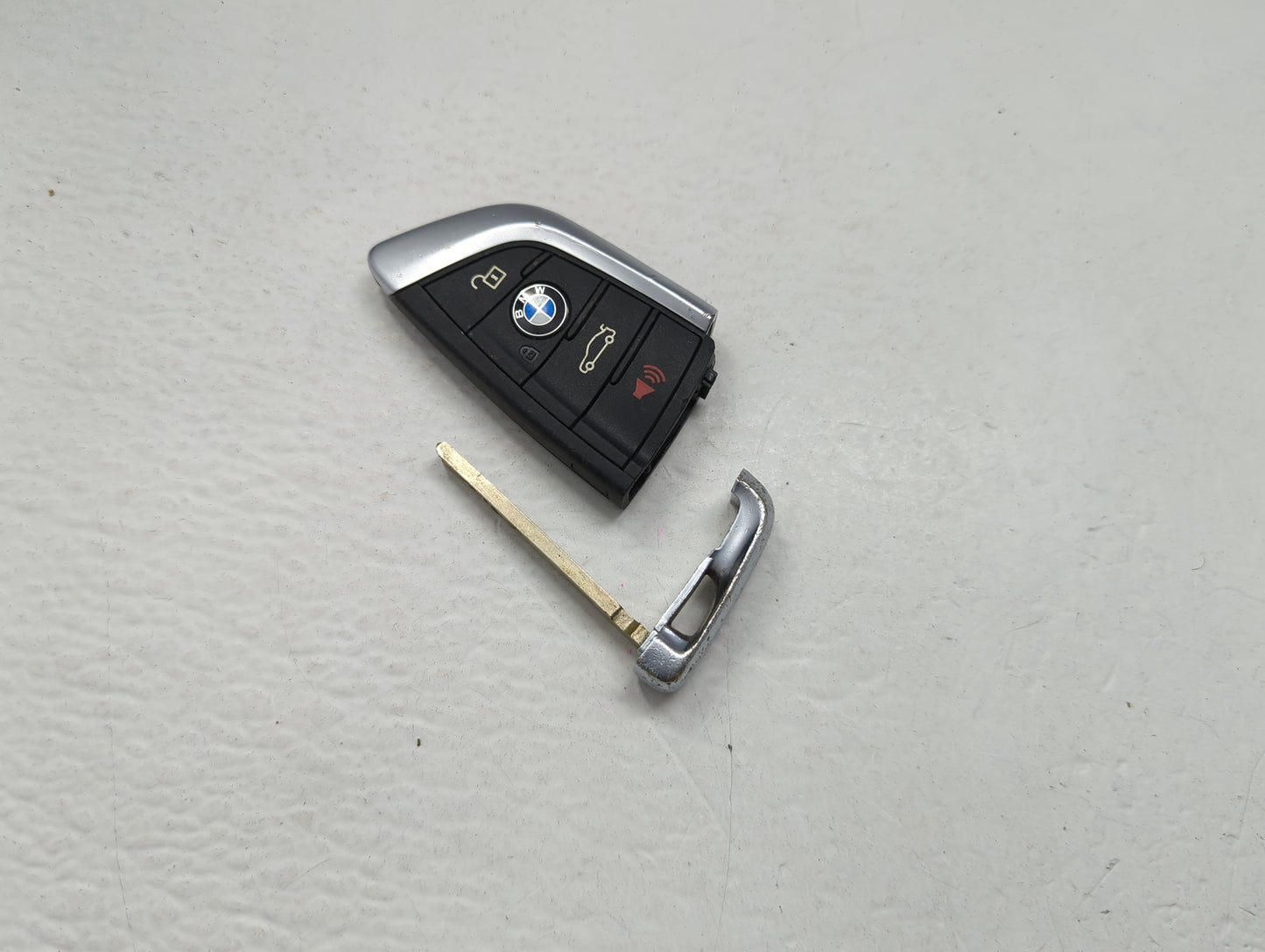Bmw Keyless Entry Remote Fob NBGIDGNG1 5A407A6-01 4 buttons - Oemusedautoparts1.com
