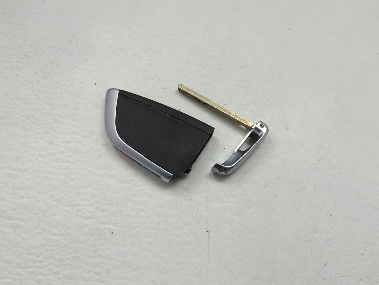 Bmw Keyless Entry Remote Fob NBGIDGNG1 5A407A6-01 4 buttons - Oemusedautoparts1.com