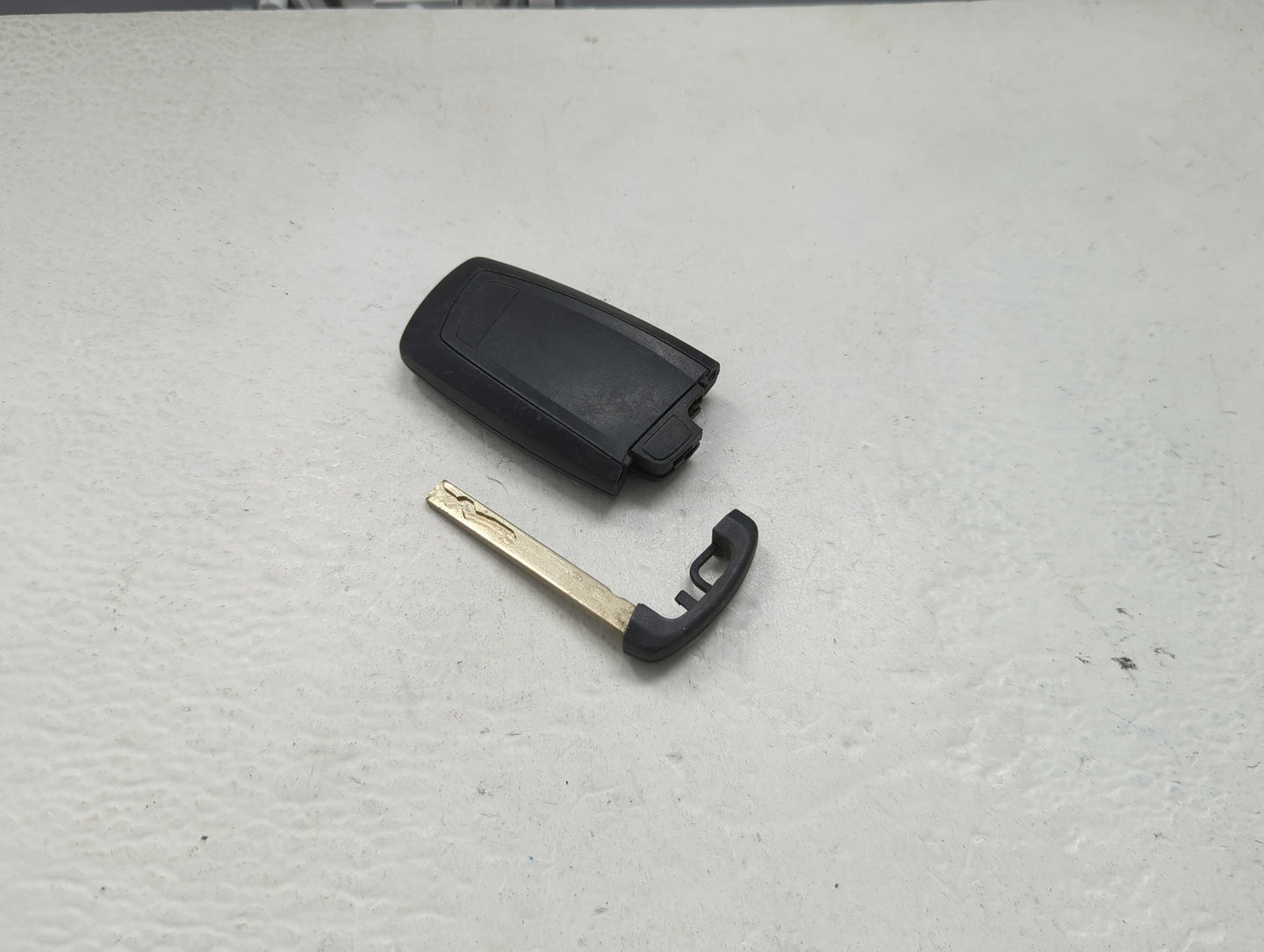 Bmw Keyless Entry Remote Fob YG0HUF5767 9312531-03 3 buttons - Oemusedautoparts1.com