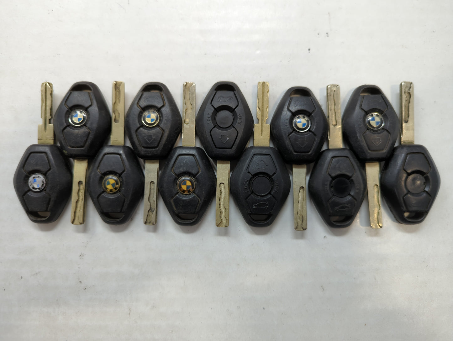 Lot of 11 Bmw Keyless Entry Remote Fob MIXED FCC IDS MIXED PART NUMBERS - Oemusedautoparts1.com