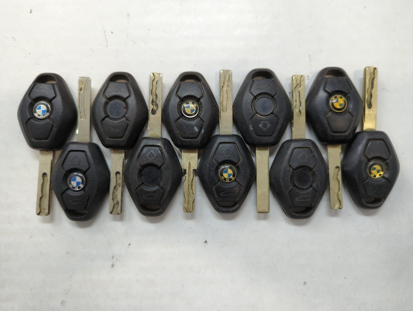 Lot of 10 Bmw Keyless Entry Remote Fob MIXED FCC IDS MIXED PART NUMBERS - Oemusedautoparts1.com