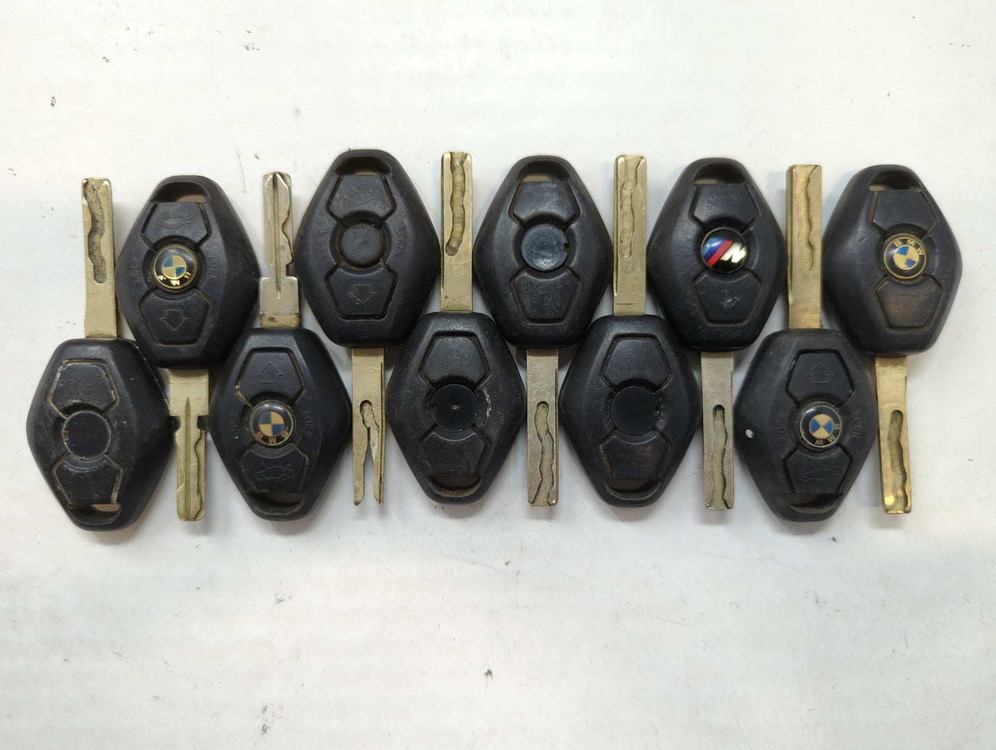 Lot of 10 Bmw Keyless Entry Remote Fob MIXED FCC IDS MIXED PART NUMBERS - Oemusedautoparts1.com