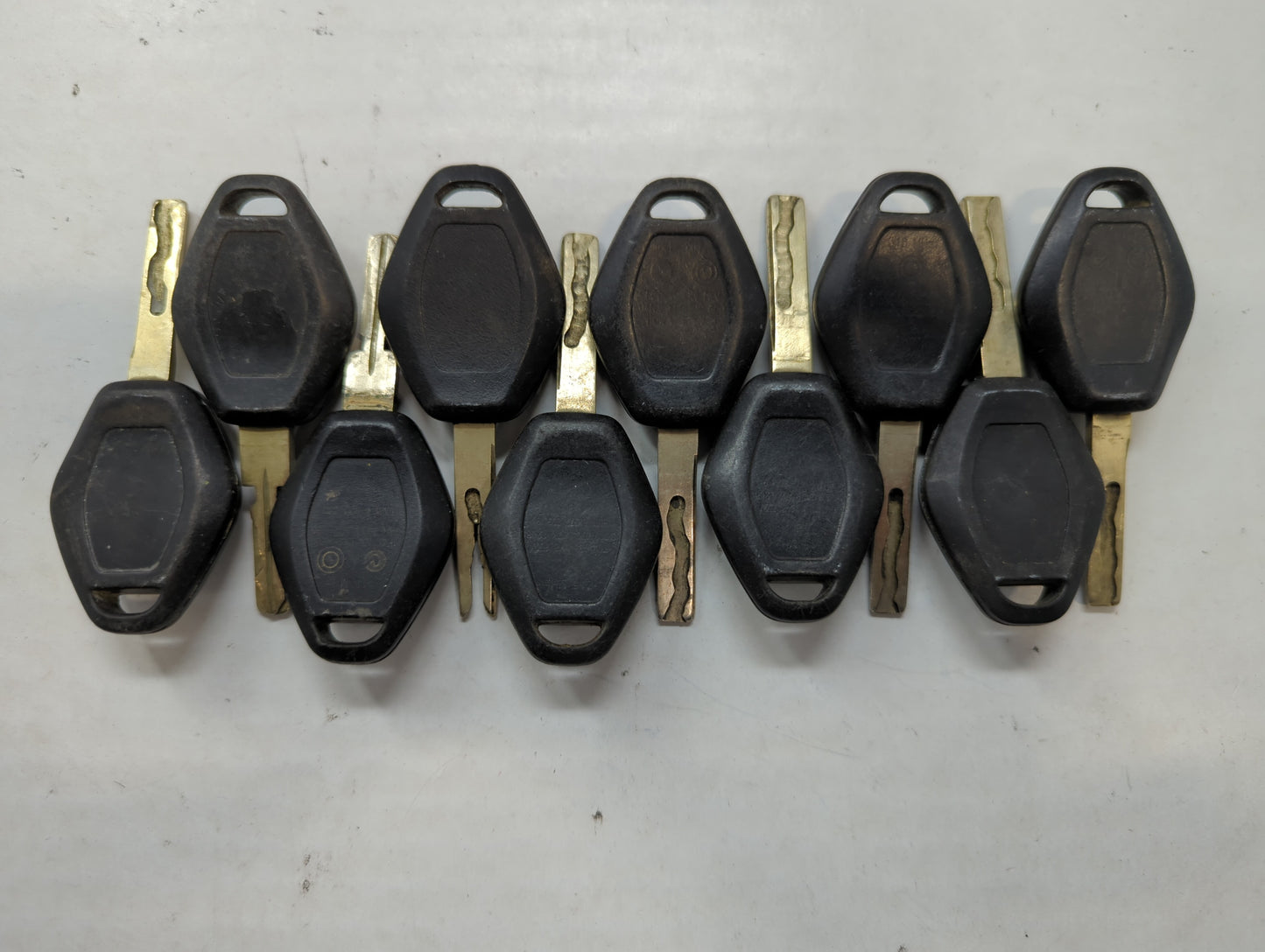 Lot of 10 Bmw Keyless Entry Remote Fob MIXED FCC IDS MIXED PART NUMBERS - Oemusedautoparts1.com