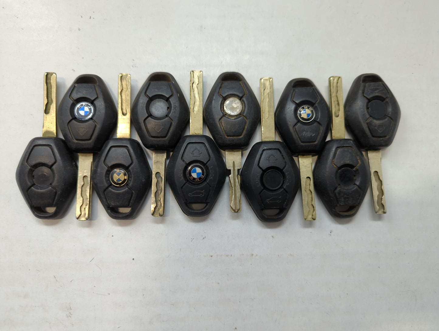 Lot of 10 Bmw Keyless Entry Remote Fob LX8 FZV MIXED PART NUMBERS - Oemusedautoparts1.com