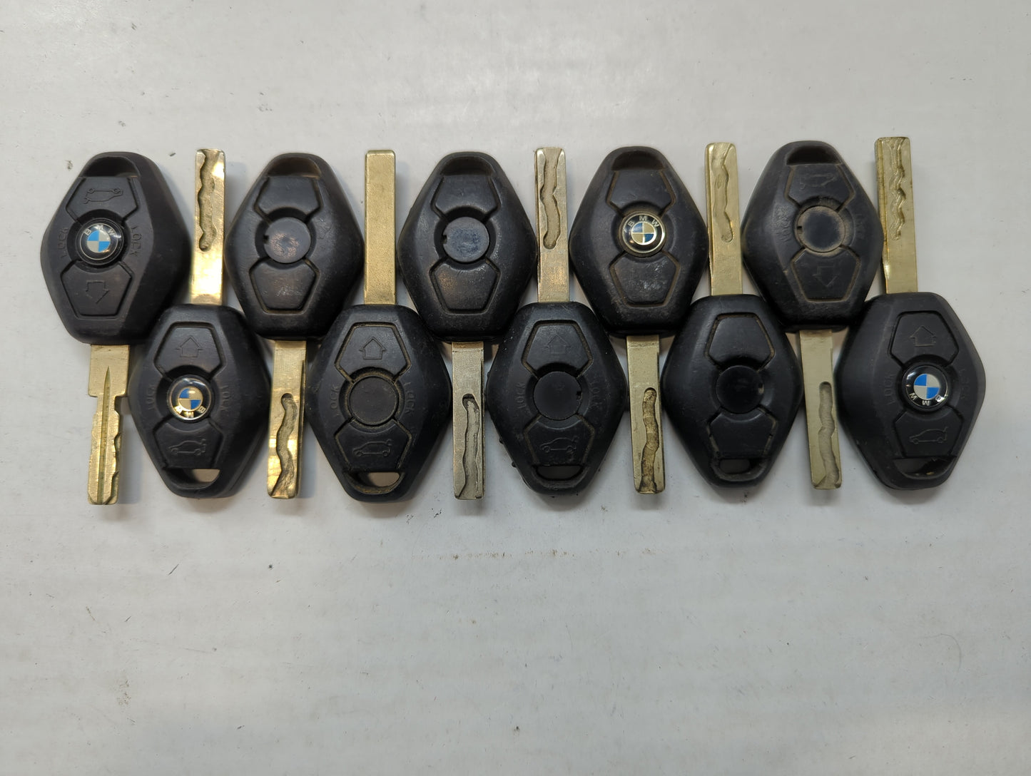 Lot of 10 Bmw Keyless Entry Remote Fob LX8 FZV MIXED PART NUMBERS - Oemusedautoparts1.com