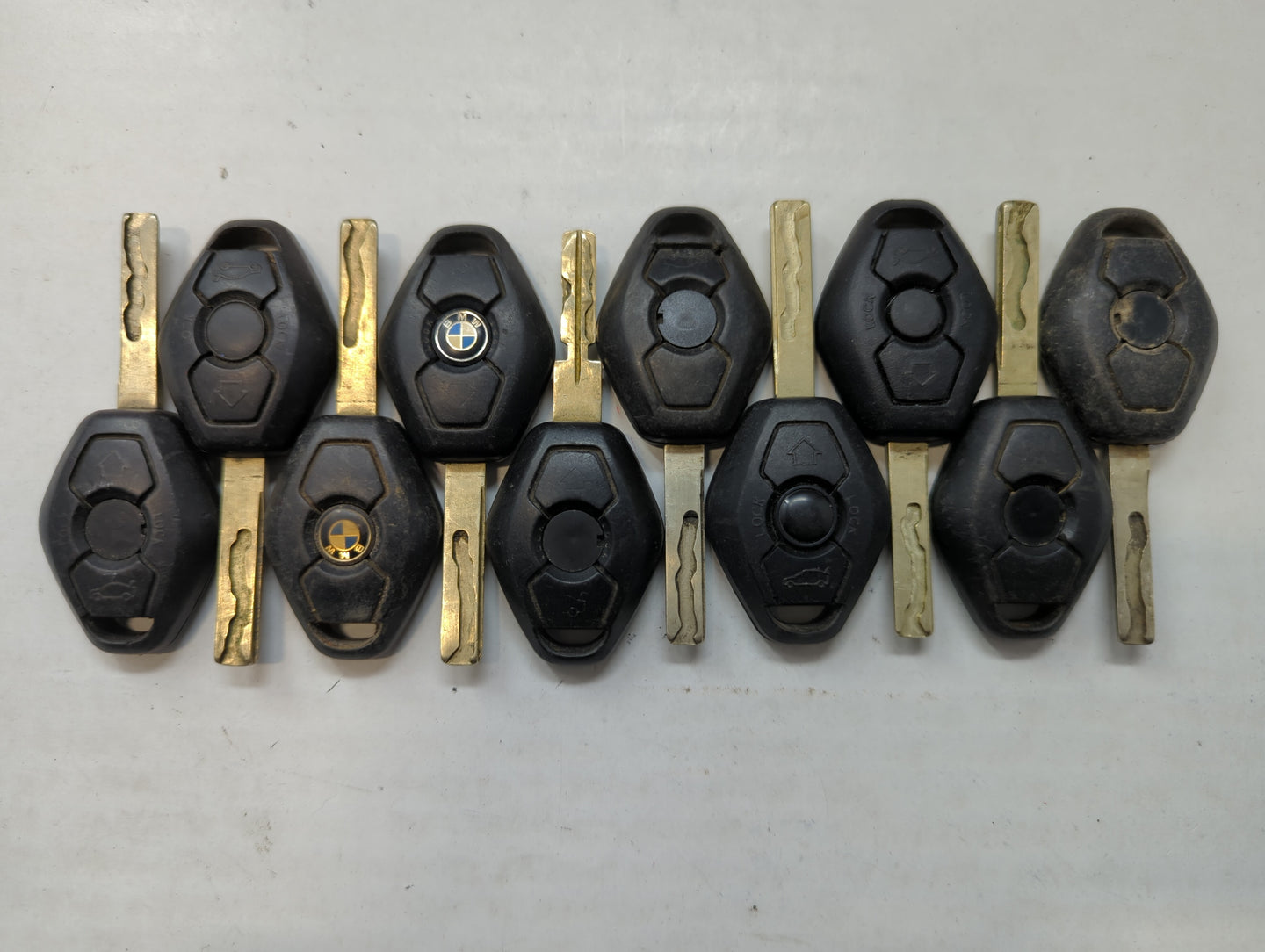 Lot of 10 Bmw Keyless Entry Remote Fob LX8 FZV MIXED PART NUMBERS - Oemusedautoparts1.com