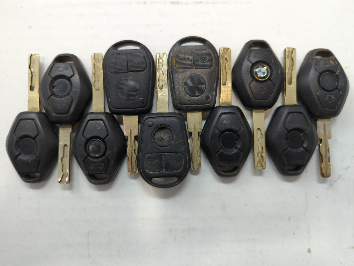 Lot of 10 Bmw Keyless Entry Remote Fob LX8FZV 83778099 - Oemusedautoparts1.com