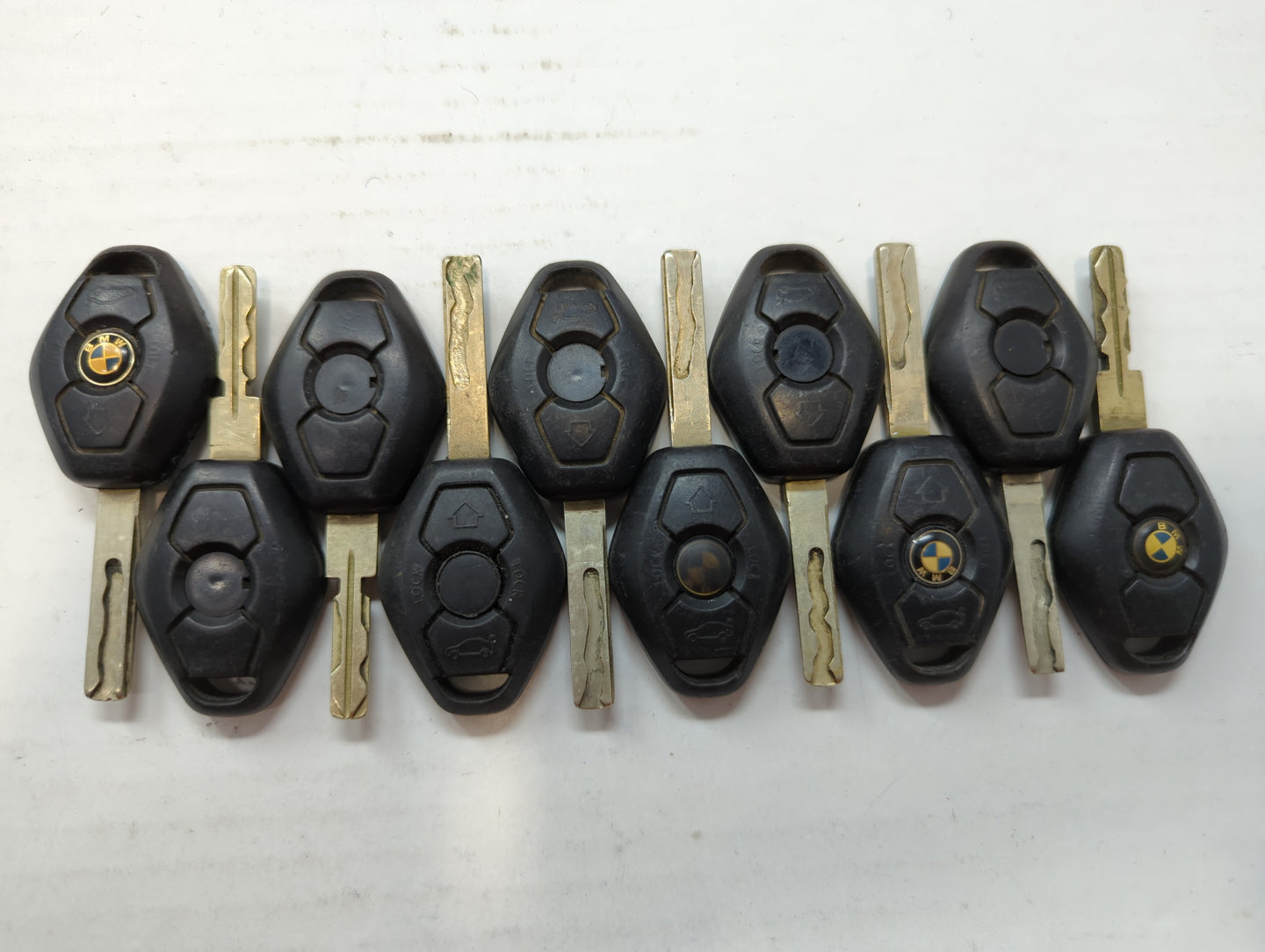 Lot of 10 Bmw Keyless Entry Remote Fob LX8FZV - Oemusedautoparts1.com