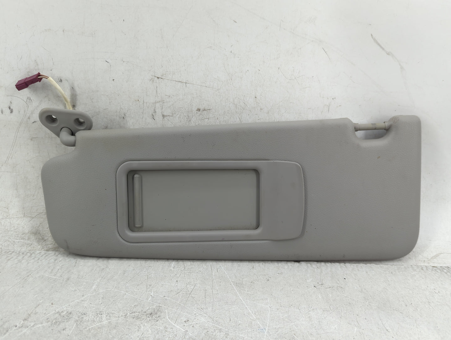 0 Bmw 328i Xdrive Sun Visor Shade Replacement Driver Left Mirror Fits OEM Used Auto Parts - Oemusedautoparts1.com