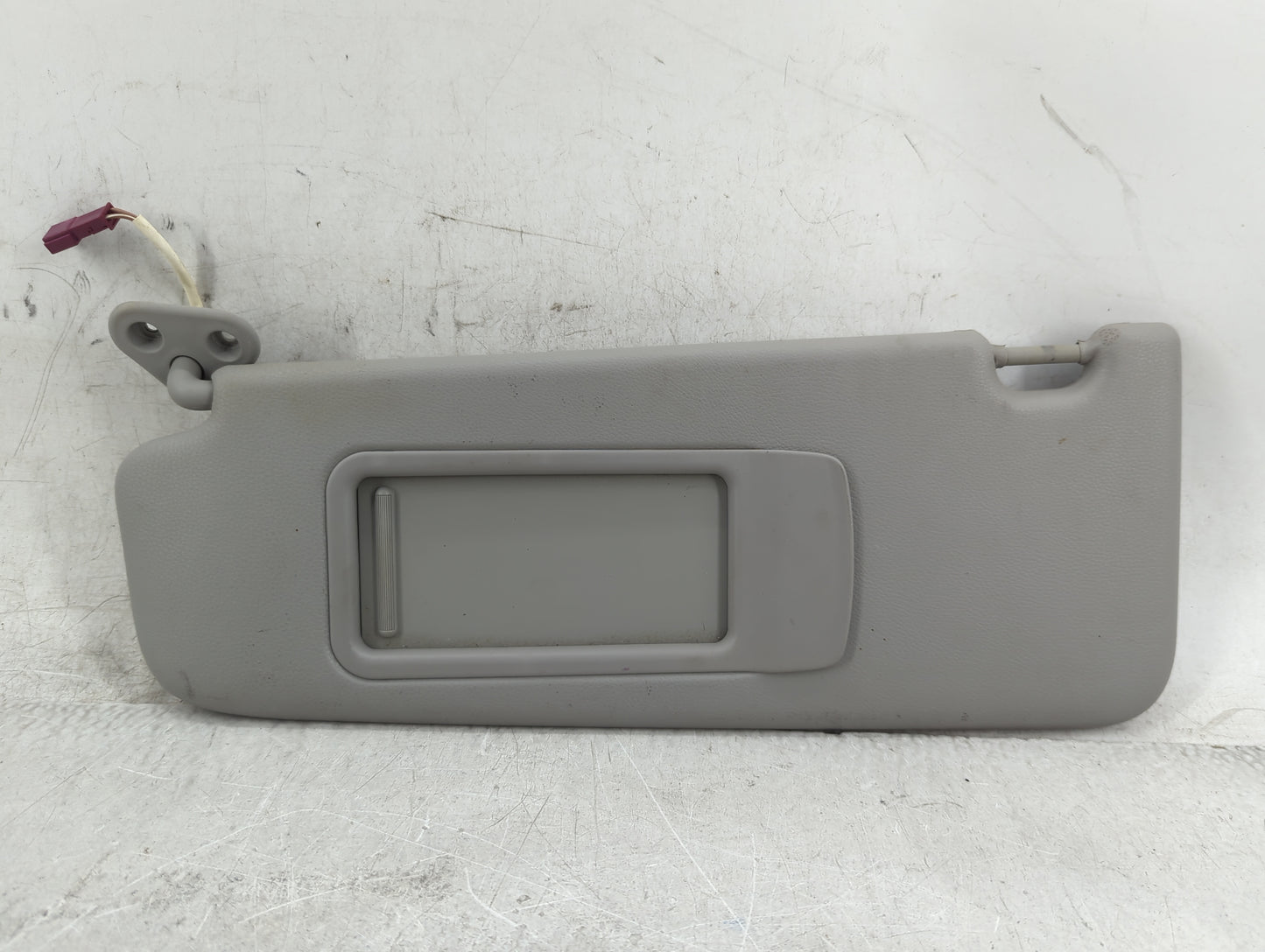 0 Bmw 328i Xdrive Sun Visor Shade Replacement Driver Left Mirror Fits OEM Used Auto Parts - Oemusedautoparts1.com