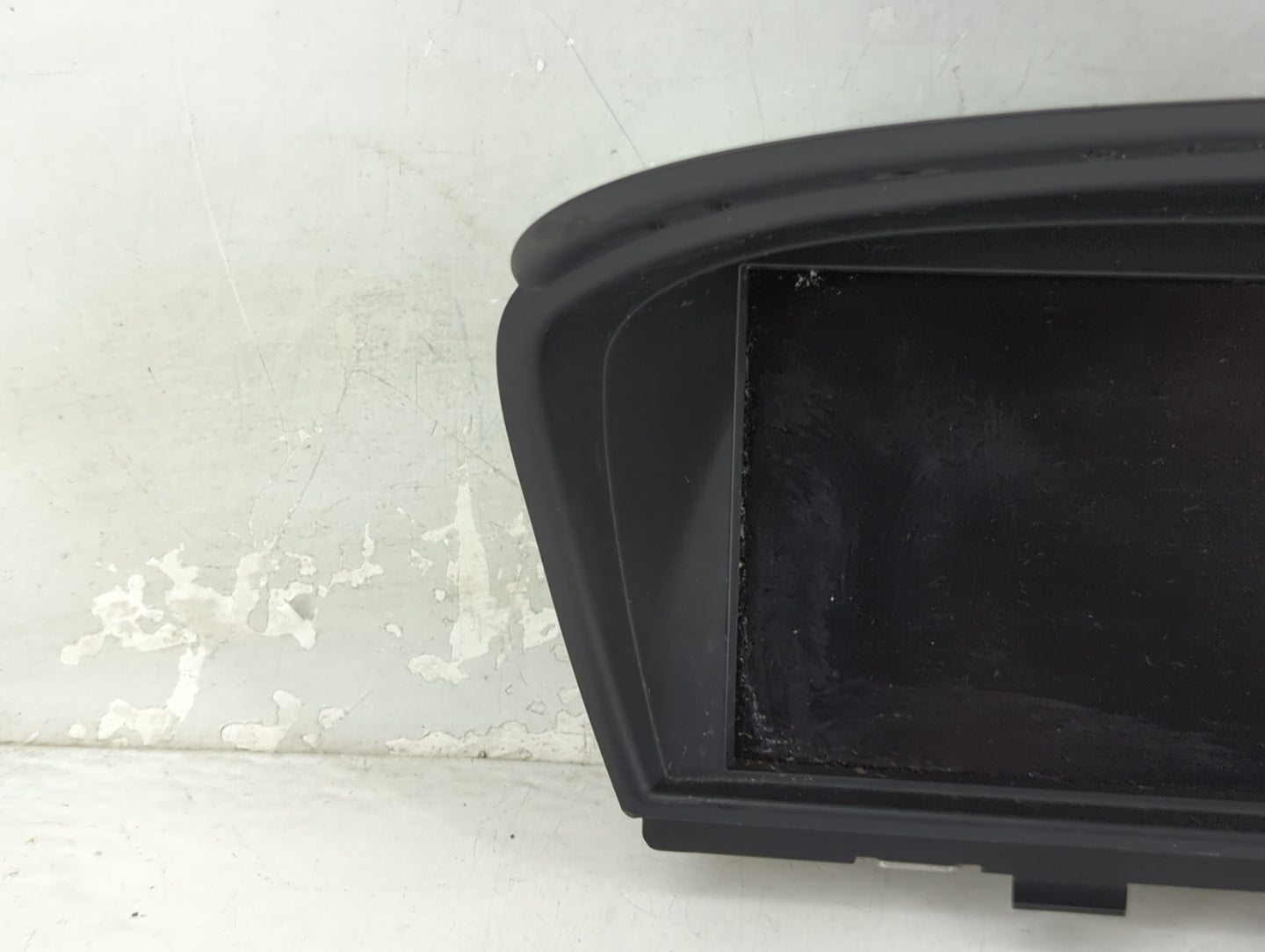 Bmw 335i Xdrive Information Display Screen - Oemusedautoparts1.com