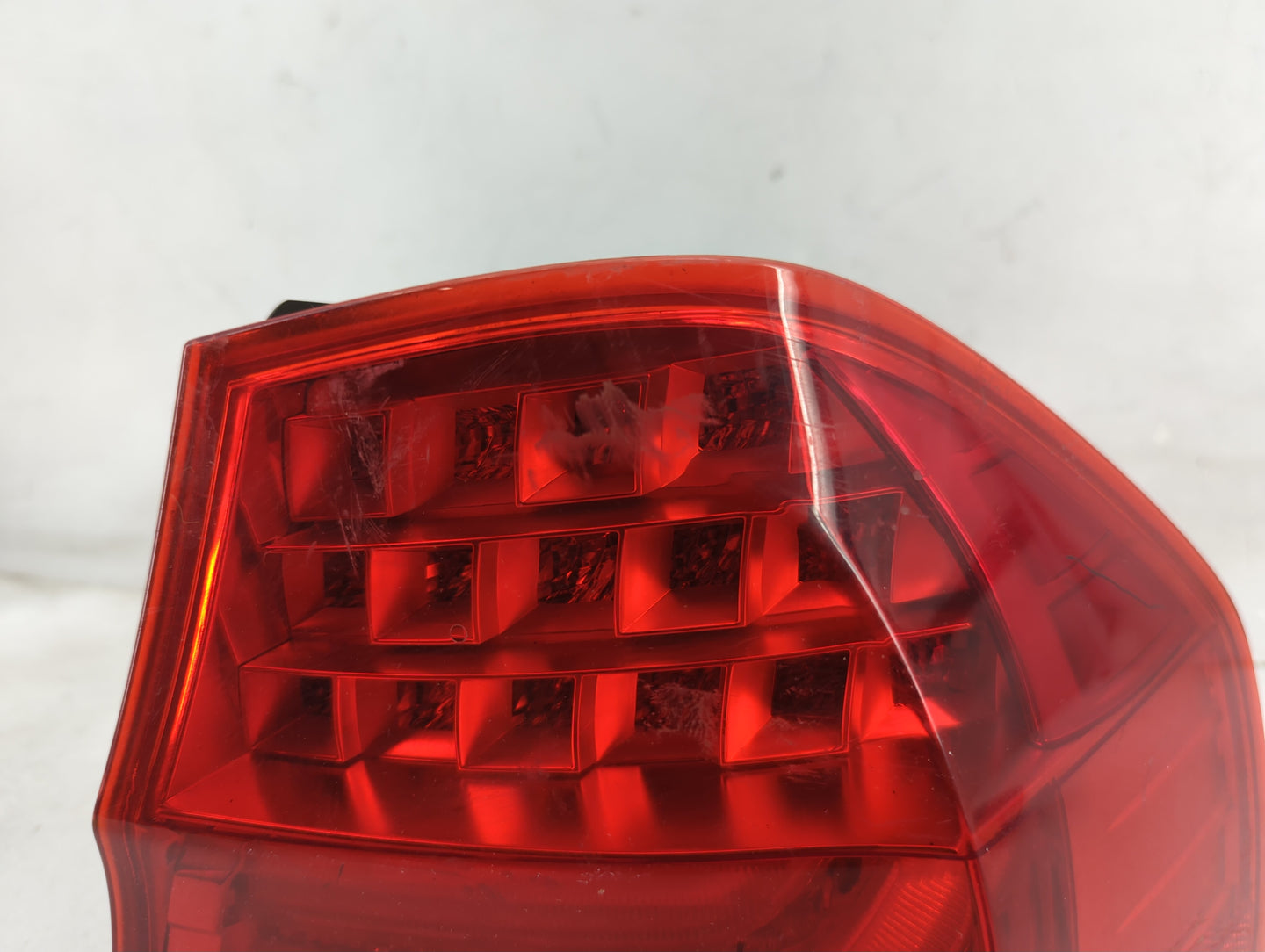 0 Bmw 335i Xdrive Tail Light Assembly Passenger Right OEM Fits Fits 209 2010 2011 OEM Used Auto Parts - Oemusedautoparts1.co