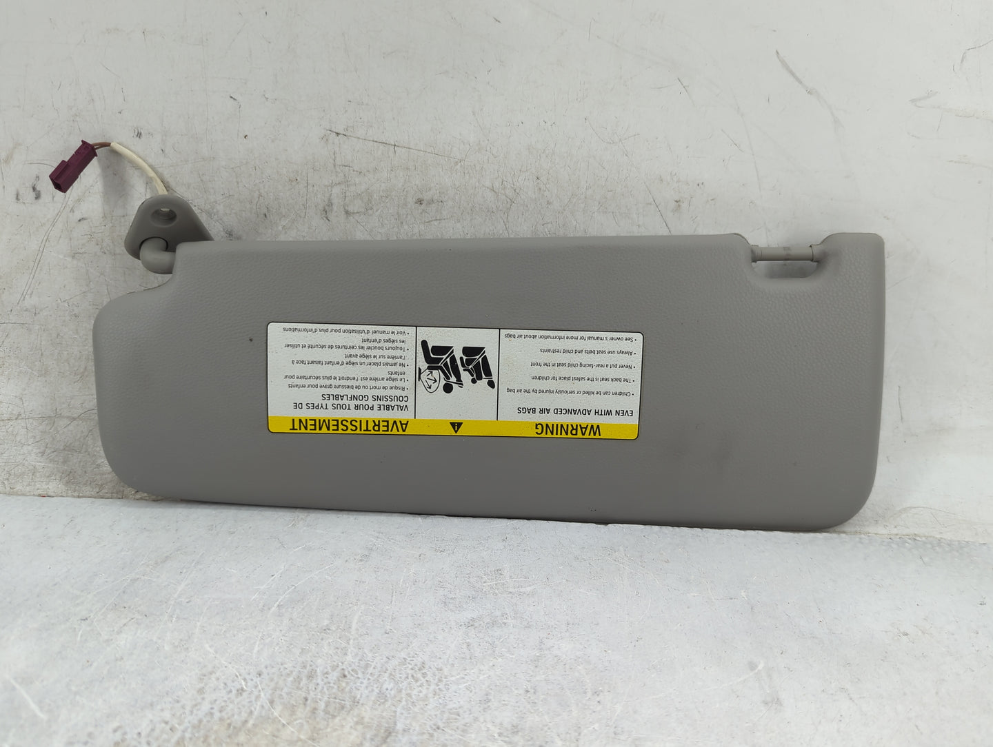 0 Bmw 335i Xdrive Sun Visor Shade Replacement Passenger Right Mirror Fits OEM Used Auto Parts - Oemusedautoparts1.com