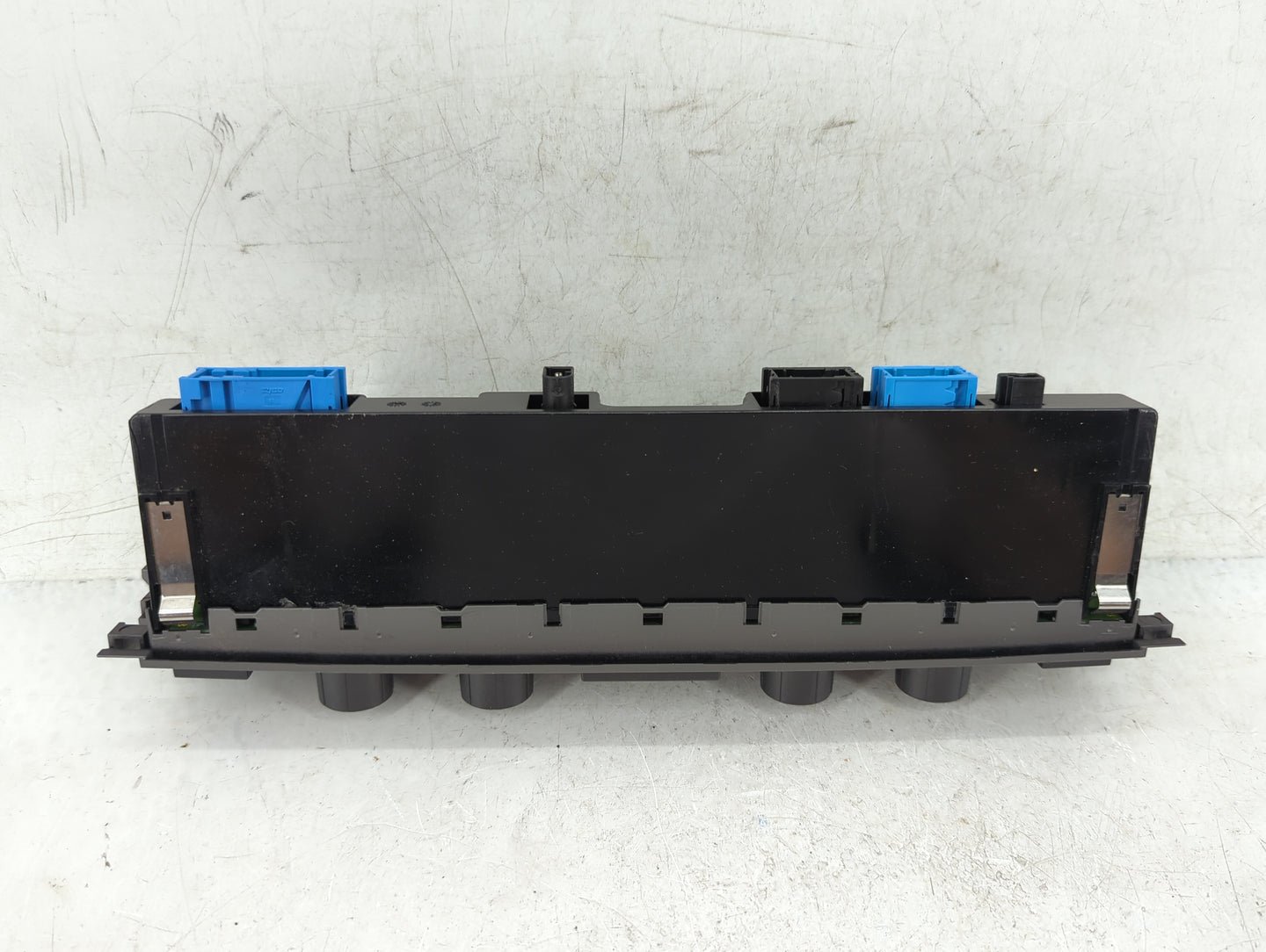 2002-2005 Bmw 745i Climate Control Module Temperature AC/Heater Replacement Fits Fits 2002 2003 2004 2005 OEM Used Auto Part