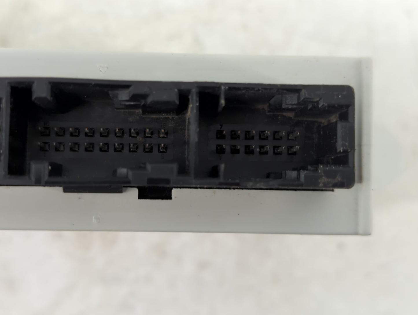 Bmw 750li Body Control Module Bcm Inner Cabin Fuse Box - Oemusedautoparts1.com
