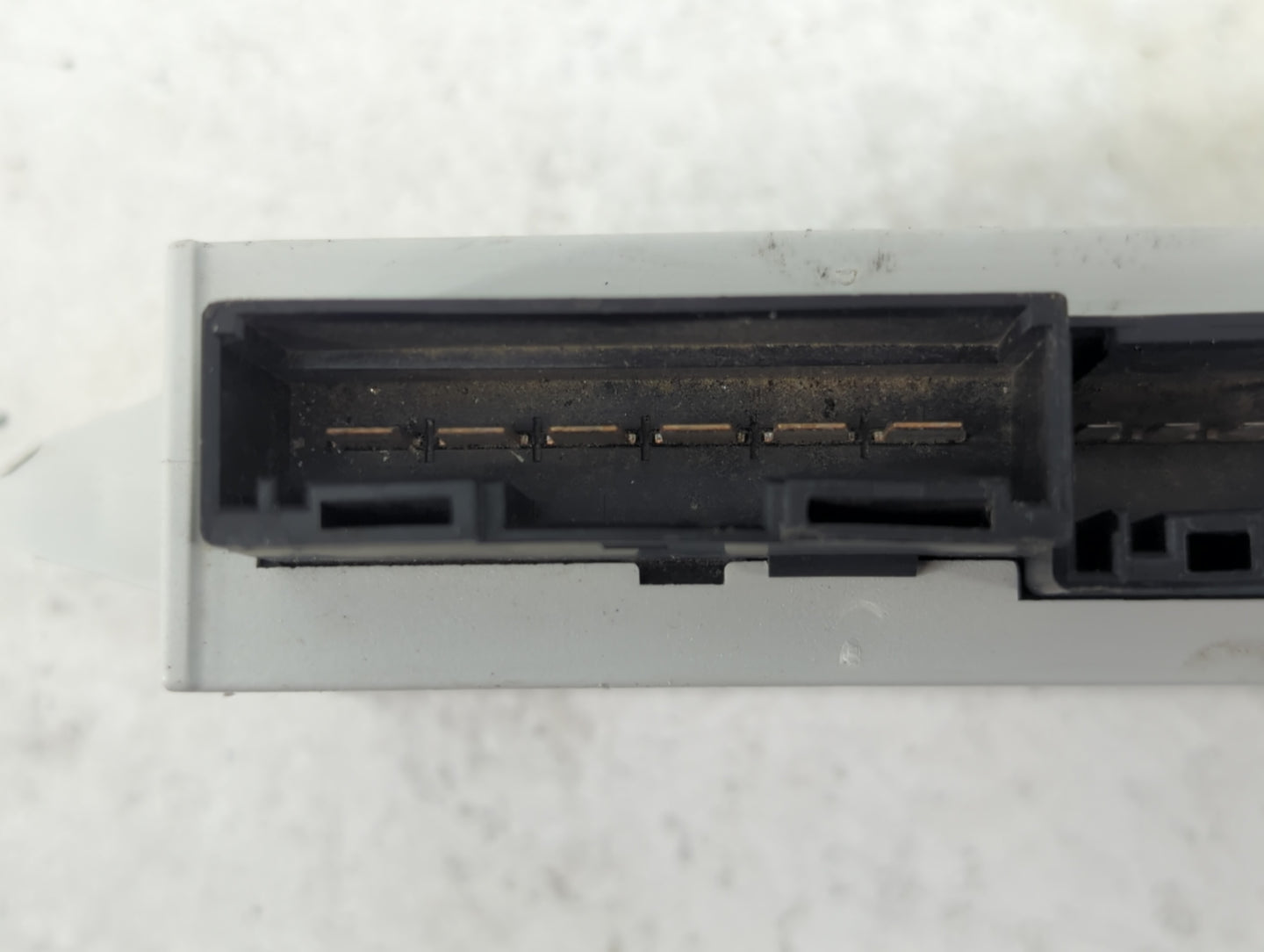 Bmw 750li Body Control Module Bcm Inner Cabin Fuse Box - Oemusedautoparts1.com
