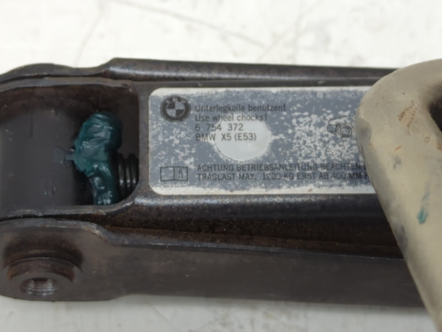Bmw X5 Spare Scissor Car Jack - Oemusedautoparts1.com