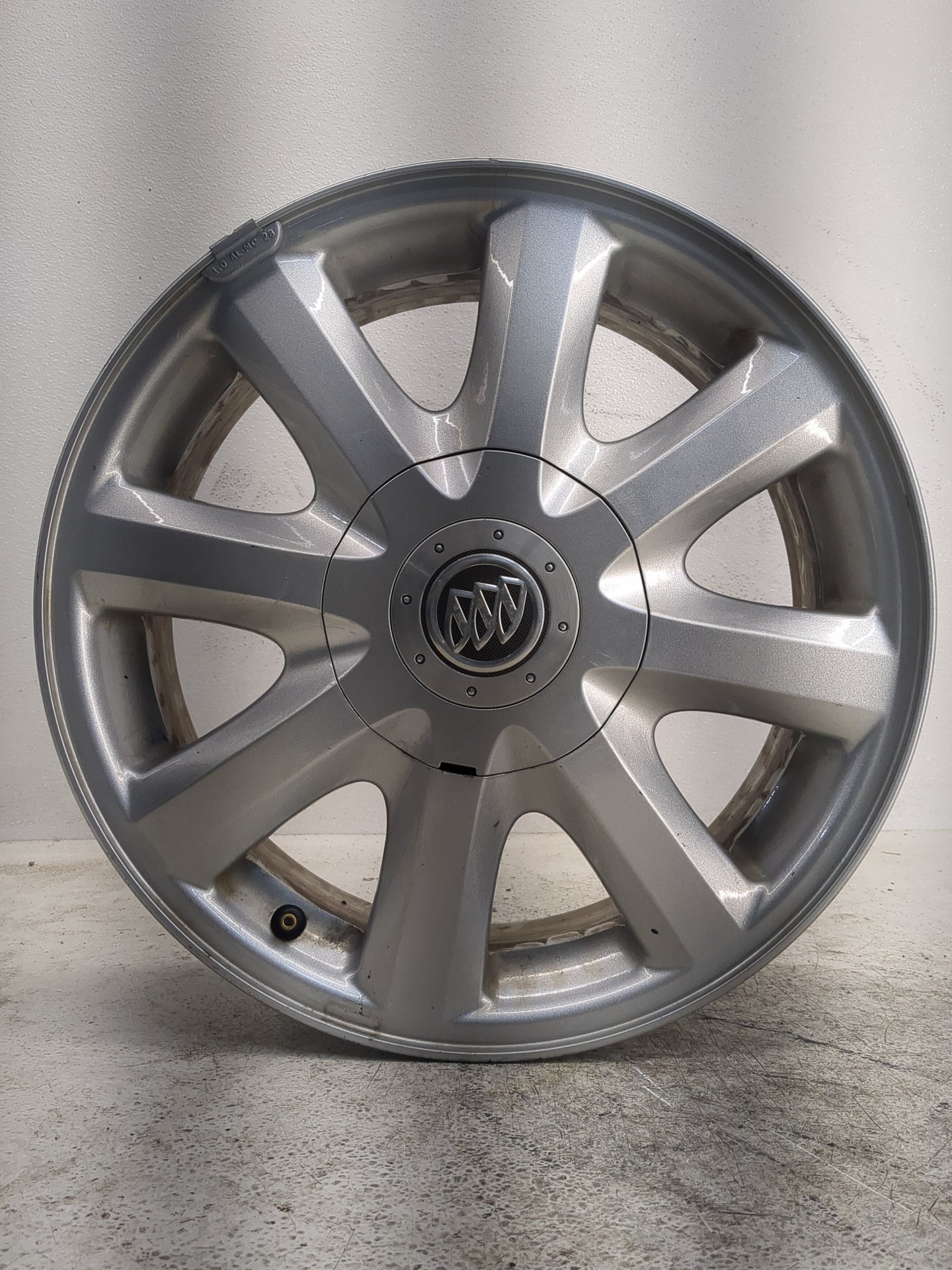 2005-2006 Buick Allure Oem Wheel Rim - Oemusedautoparts1.com