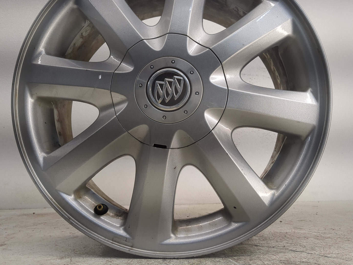 2005-2006 Buick Allure Oem Wheel Rim - Oemusedautoparts1.com