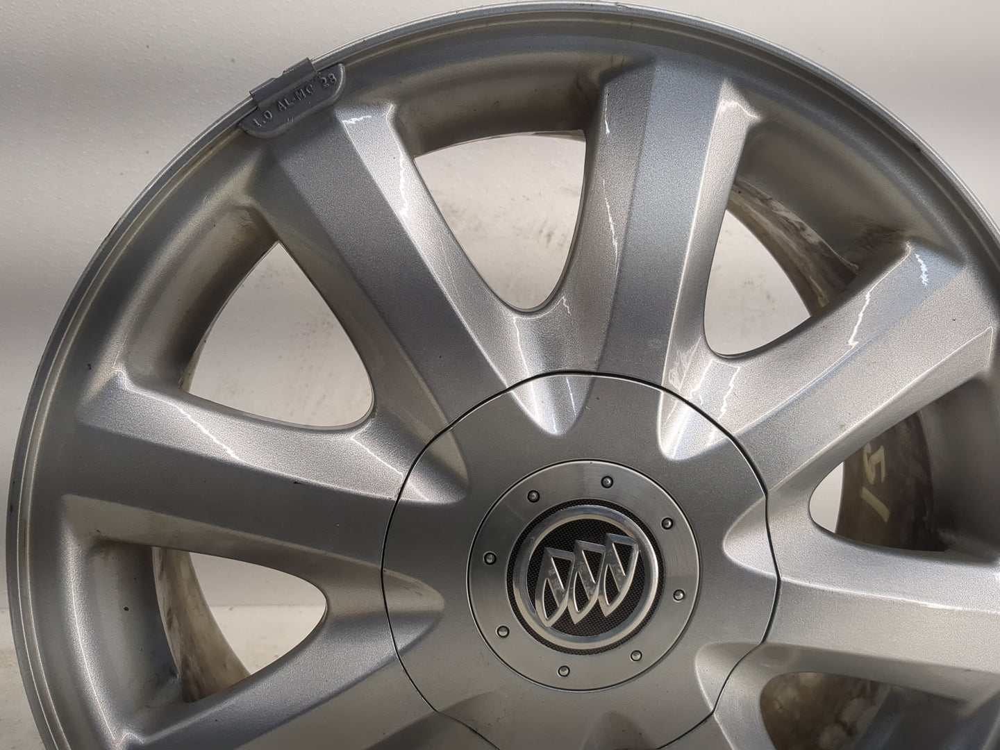 2005-2006 Buick Allure Oem Wheel Rim - Oemusedautoparts1.com