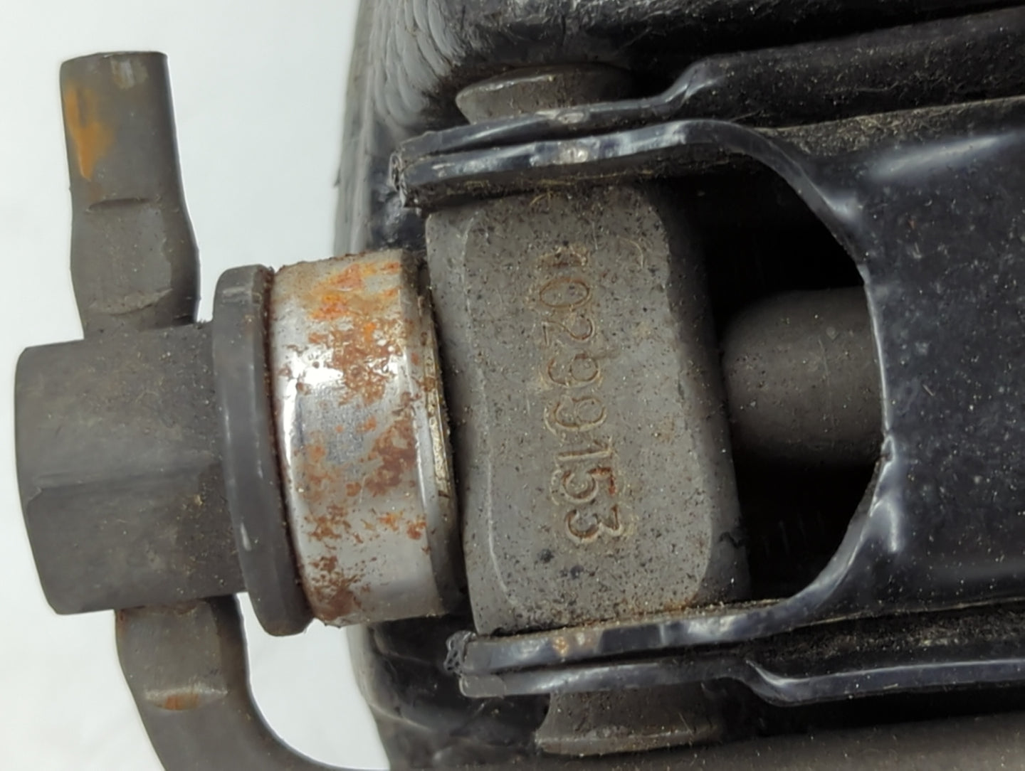 2001 Buick Century Spare Scissor Car Jack 1122642 - Oemusedautoparts1.com