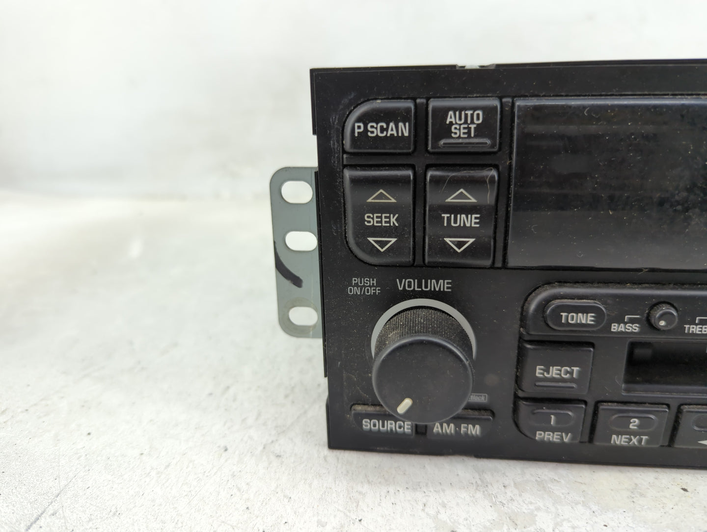 1997-2003 Buick Century Radio AM FM Cd Player Receiver Replacement Fits Fits 1996 1997 1998 1999 2000 2001 2002 2003 2004 20