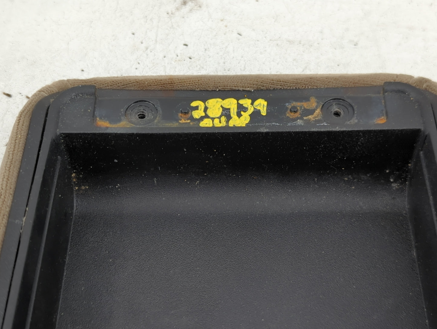 2000-2005 Buick Century Center Console Armrest Cover Lid Fits Fits 2000 2001 2002 2003 2004 2005 OEM Used Auto Parts - Oemus