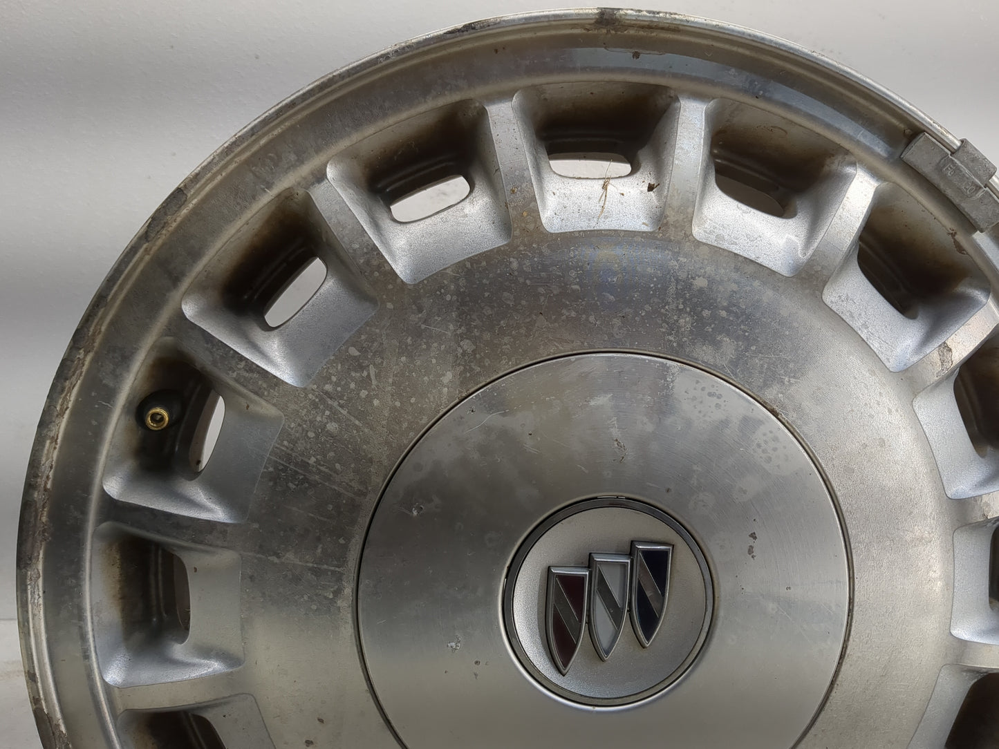 1997-2002 Buick Century Oem Wheel Rim - Oemusedautoparts1.com