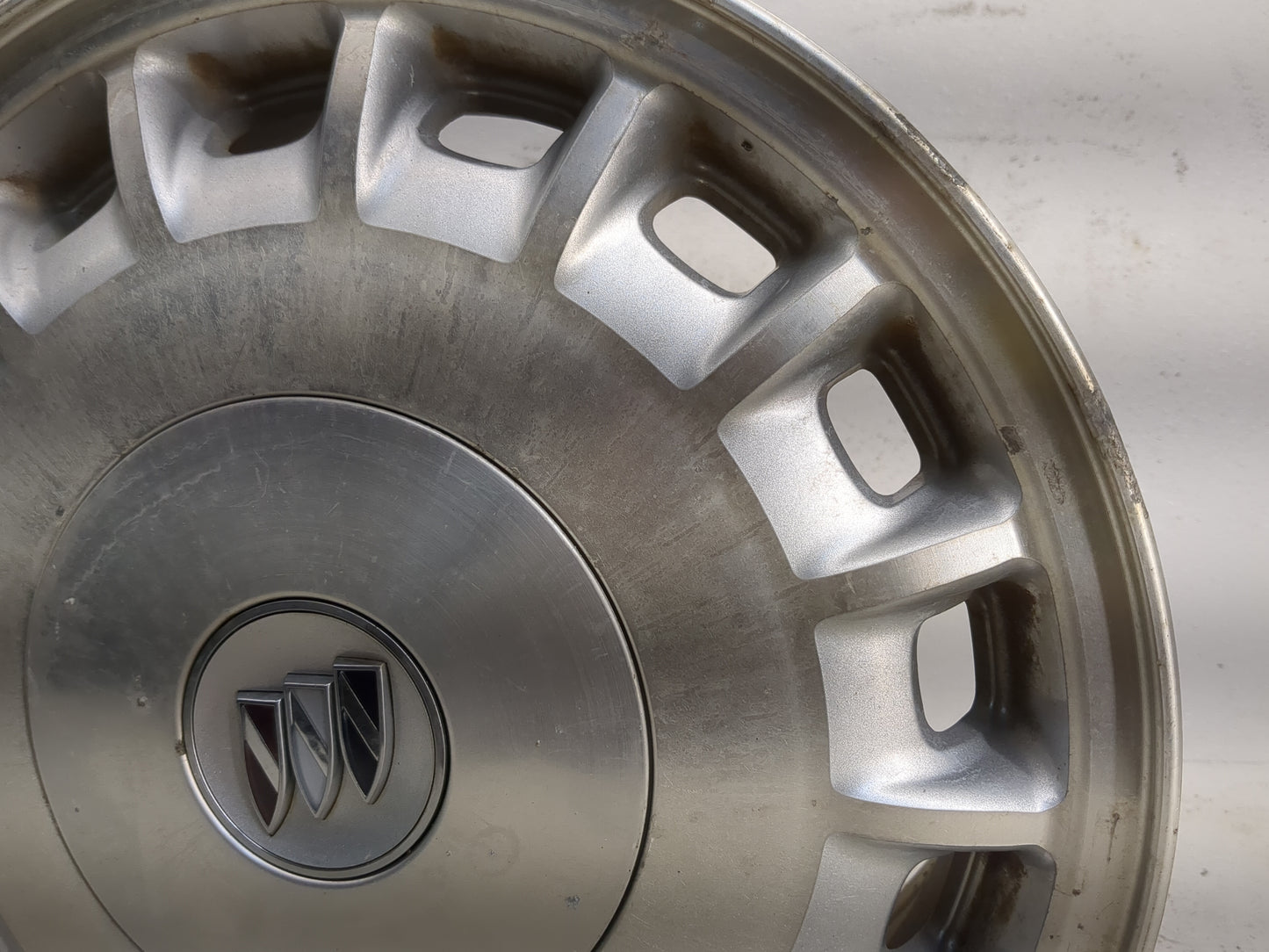 1997-2002 Buick Century Oem Wheel Rim - Oemusedautoparts1.com