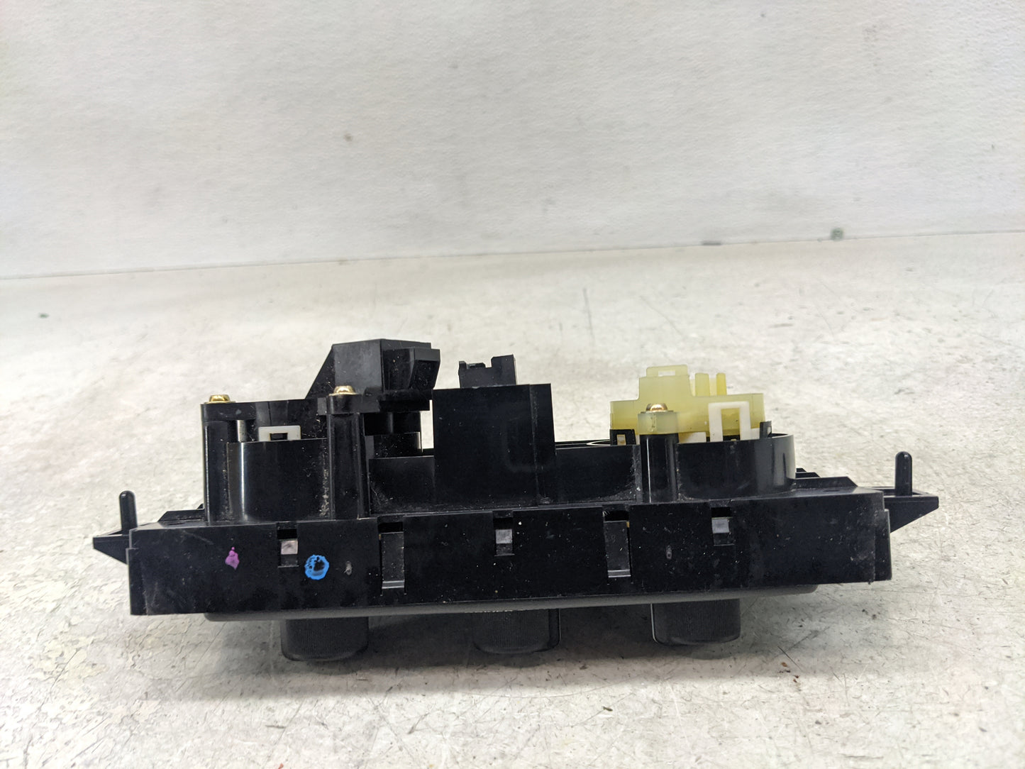 1997-1999 Buick Century Climate Control Module Temperature AC/Heater Replacement Fits Fits 1997 1998 1999 OEM Used Auto Part