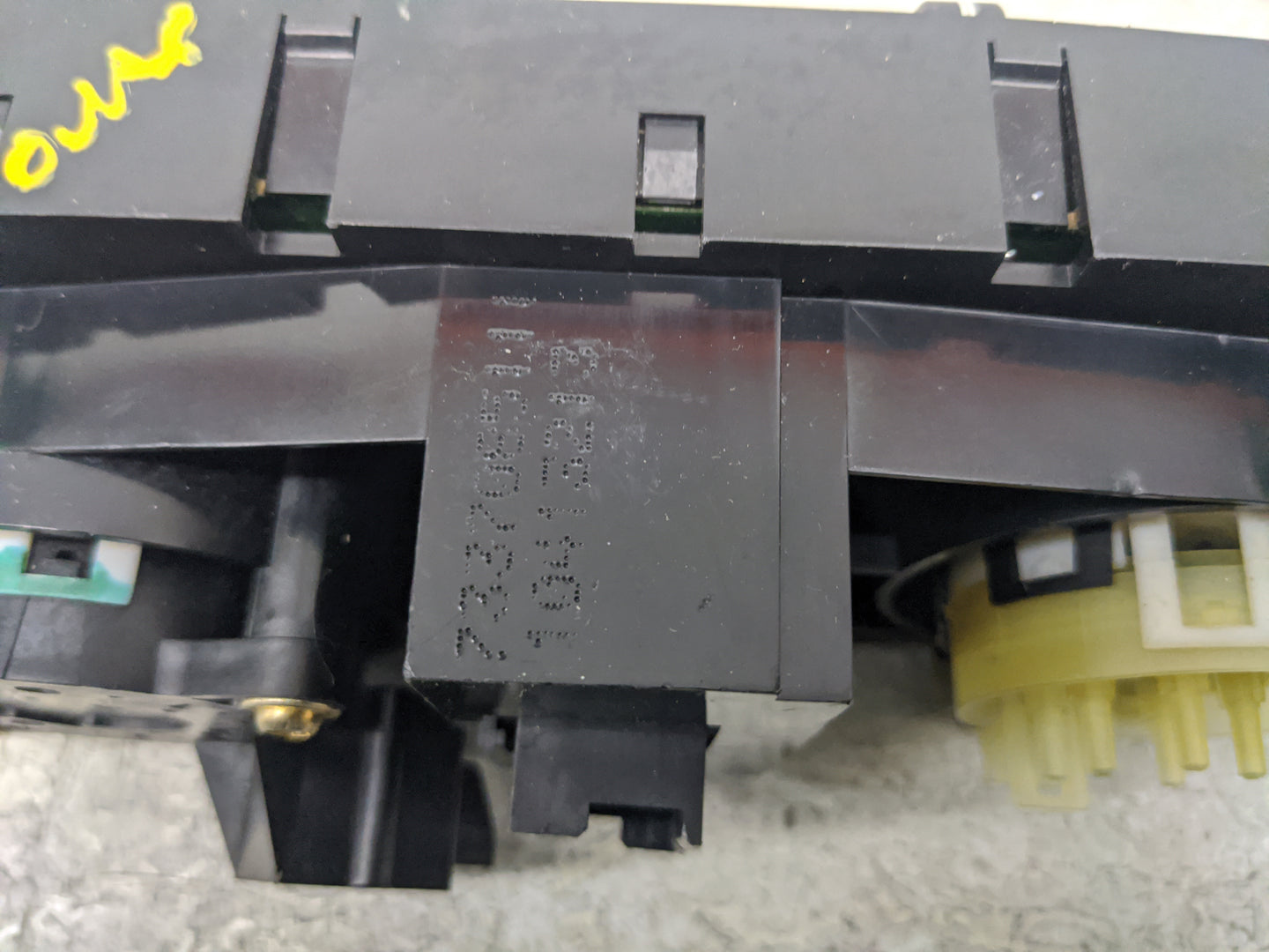 1997-1999 Buick Century Climate Control Module Temperature AC/Heater Replacement Fits Fits 1997 1998 1999 OEM Used Auto Part
