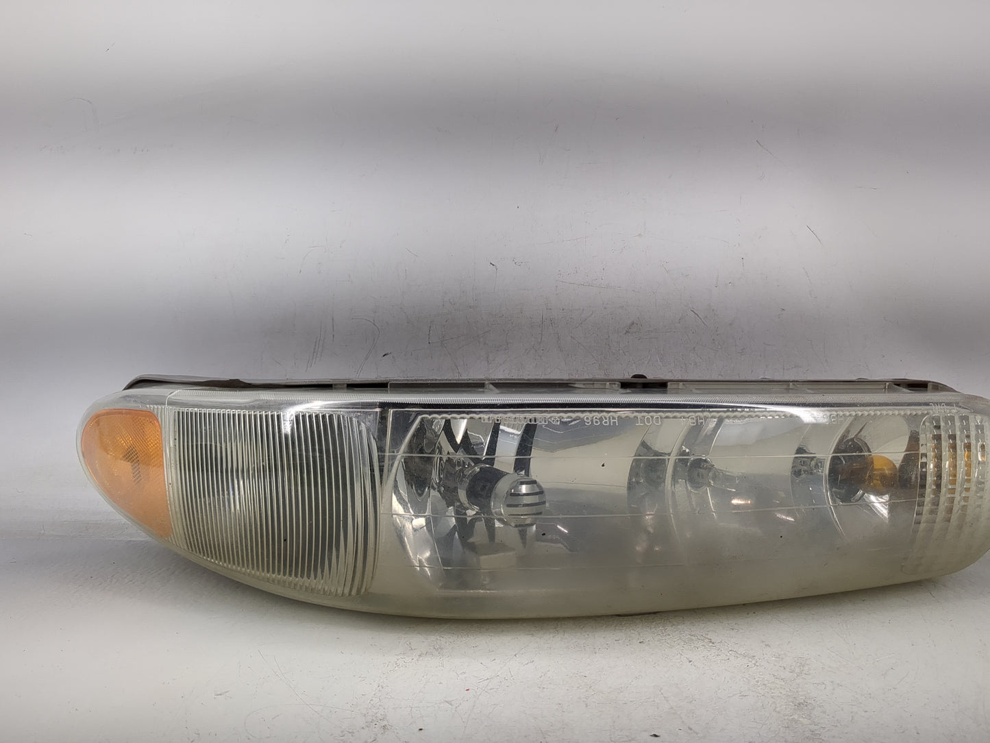 1997-2001 Buick Century Driver Left Oem Head Light Headlight Lamp - Oemusedautoparts1.com