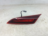 2008-2012 Buick Enclave Passenger Right Side Deck Lid Mounted Tail Light 1098047 - Oemusedautoparts1.com